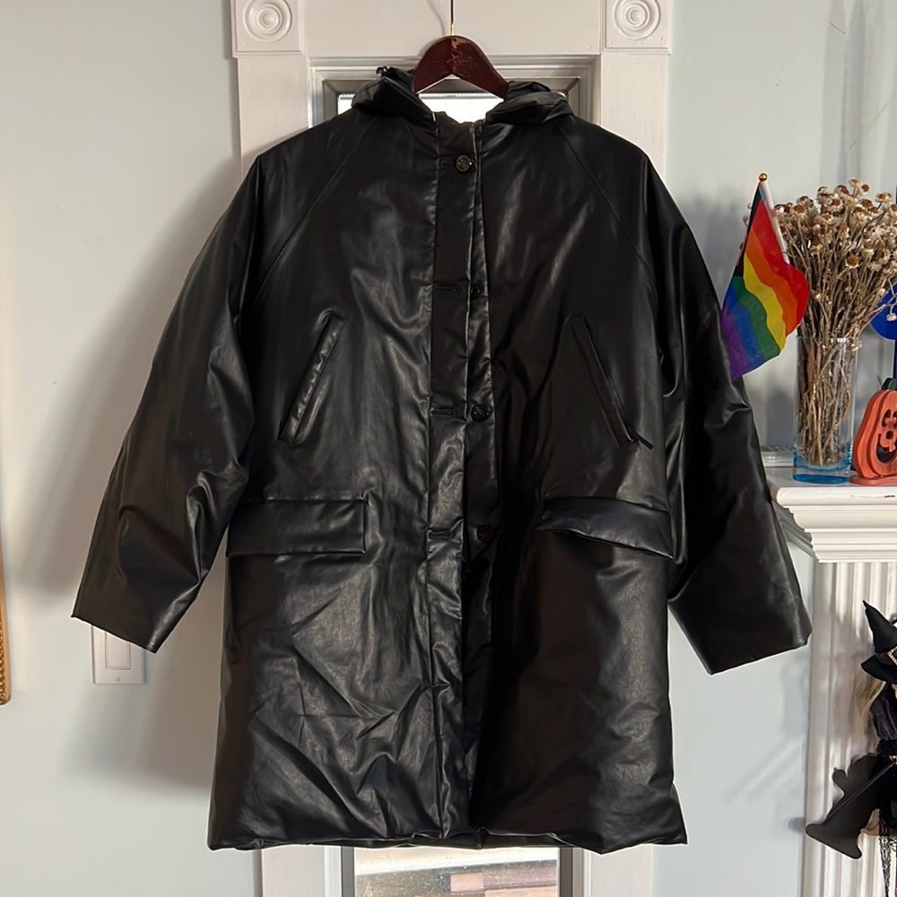 KASSL size medium black puffer coat